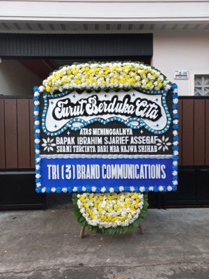Papan Bunga Duka di Kolawa